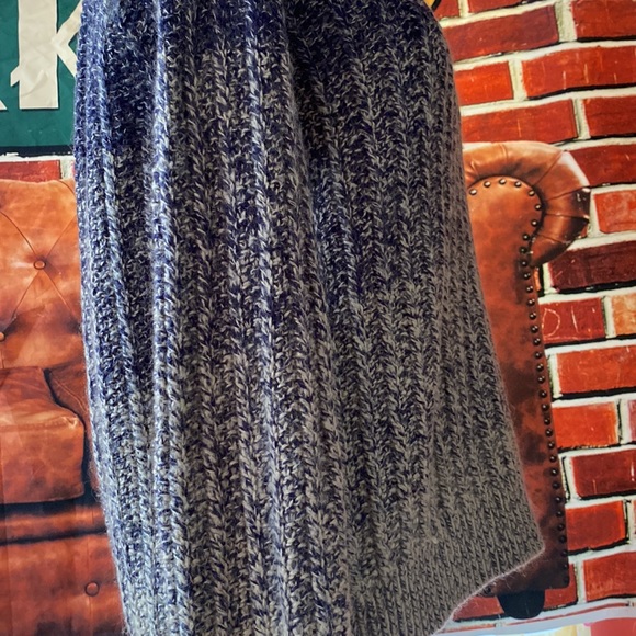 LUCKY BRAND BLUE AND GREY OMBRÉ COLOR LADIES CABLE KNIT SWEATER SIZE MEDIUM - Picture 3 of 5